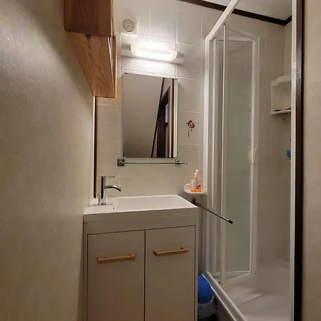 Belle D'angle Spacieuse Climatisee, Dans Domaine Portes Du Soleil, 3 Chambres, 6 Couchages, Wifi, 400m De La Lrpdsa6 Portiragnes