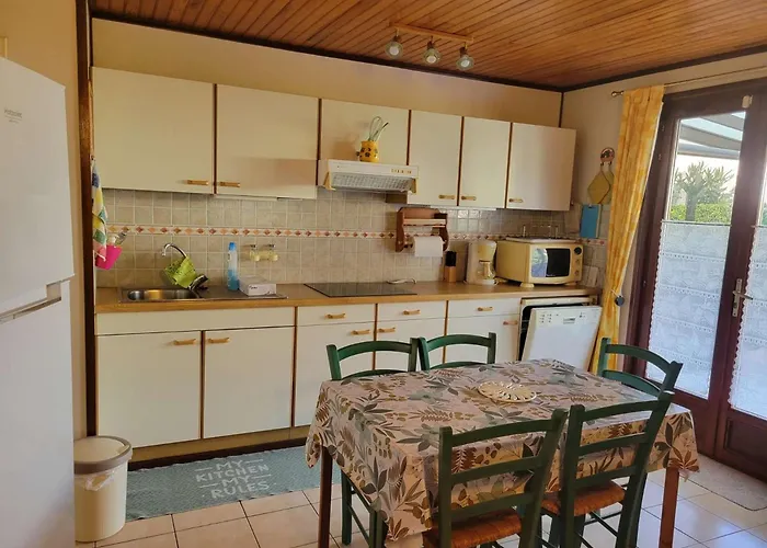 Belle D'angle Spacieuse Climatisee, Dans Domaine Portes Du Soleil, 3 Chambres, 6 Couchages, Wifi, 400m De La Lrpdsa6 * Portiragnes